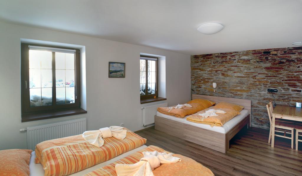 Apartments Stein Bozi Dar Exterior photo